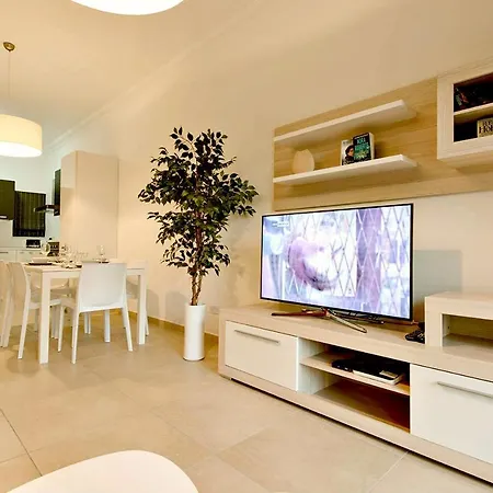 Luxury Apartment With Pool Sliema Exterior photo